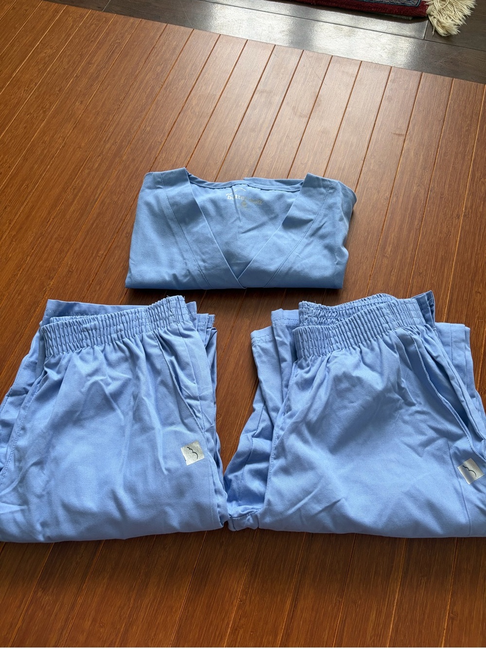 Butter Soft Scrubs by Uniform Advantage - Ceil Blue Scrubs Lot - Picture 6 of 10